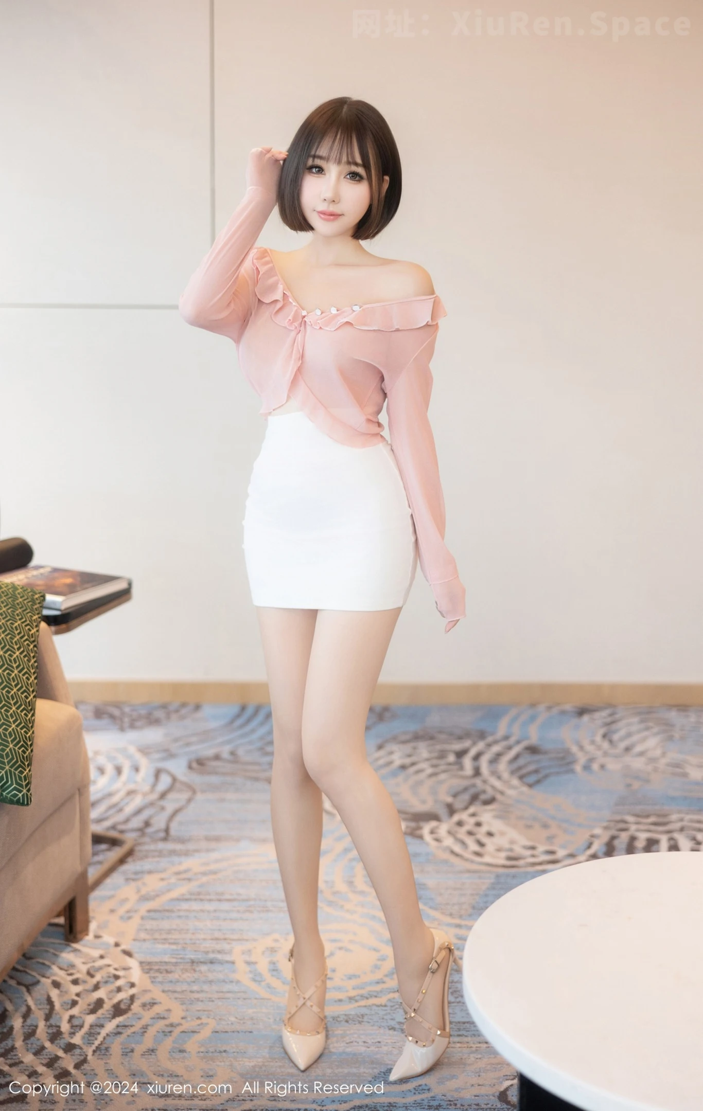 图片[5]-[XiuRen秀人网] VOL.9273 模特波巧酱浴室场景粉色上衣配超薄肉丝湿身秀惹火身材诱惑写真79P-秀人网官方网站